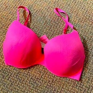 Victoria’s Secret Bra 36D